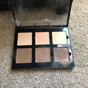 SOLD  | Anastasia Beverly Hills ABH Cream